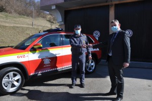 Simbolna predaja novega gasilskega vozila GZ Sevnica