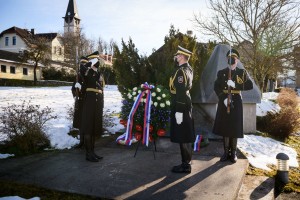 Garda Slovenske vojske v imenu predsednika položila venec v Kočevski Reki