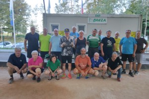 Športno rekreativno društvo Breza iz Straže gostilo KD Vodnjak