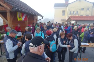 Prečnski upokojenci spoznavali Dolenjsko