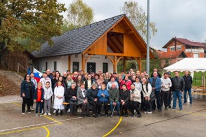 Otvoritev vaškega objekta na igrišču Oskoršnica