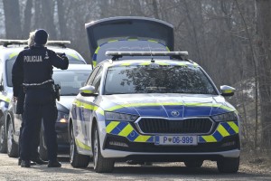 Policisti v povezavi z napadom na 70-letnika prijeli eno osebo