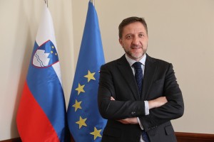 Klemen Boštjančič v velikem intervjuju: Vztrajal bom do konca, na volitve ne grem s figo v žepu