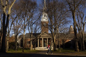 Harvard toži administracijo Donalda Trumpa