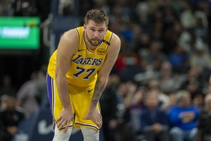 Dončić le še en poraz oddaljen od dolgih poletnih počitnic