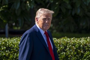 Trump grozi s preiskavami zaradi anket, ki mu merijo nizko podporo