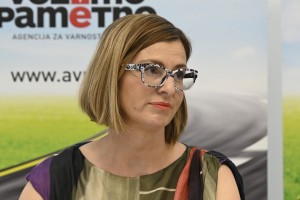 Odstopila direktorica Agencije za varnost prometa Simona Felser