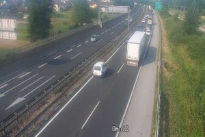 Zaradi nesreče zaprta avtocesta na razcepu Kozarje