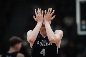 Slovenijaaa! Recite jim novi Dončići, naši basket mulci imajo medaljo s svetovnega prvenstva!