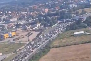 Velike gneče tudi na hrvaških cestah (video)