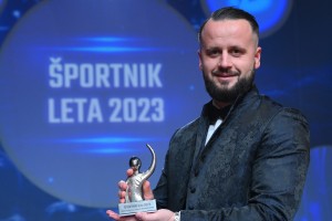 Ob Šeškovem rekordnem prestopu zajetna provizija tudi njegovemu agentu