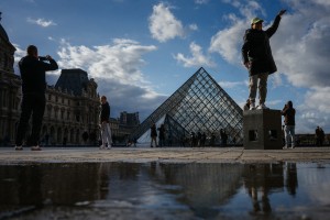 louvre