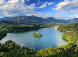Namesto regresa letos boni za dopust v Sloveniji? Le eden od predlogov, pravijo na ministrstvu