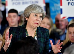 Po laburistih odpadniki tudi pri konservativcih: zaradi brexita stranko zapustile tri poslanke
