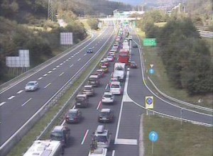 Zastoji pred predorom Karavanke in pri vstopu s Hrvaške