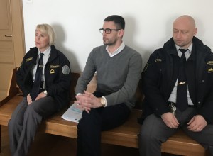 Divja vožnja s streljanjem po Mariboru: Ferliču deset mesecev zapora za povzročitev splošne nevarnosti