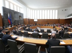 Stranke pod volilnim pragom: Rešijo jih lahko le televizijska soočenja