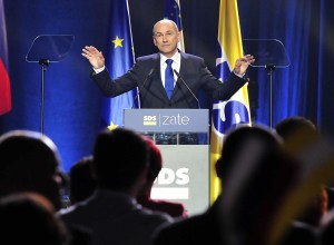 Anketa: SDS še vedno prva, a LMŠ se ji je približala