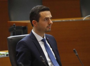 Koalicija in Levica popustili, v nadzornih komisijah DZ bodo večino imele SDS, NSi in SNS