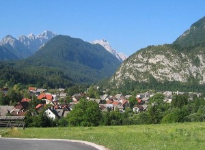 Obiskovalci doline Vrata pozitivno sprejeli poskus umirjanja prometa