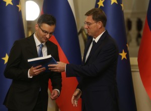 Šarčeva vlada je podprla razvpiti dogovor ZN o migracijah