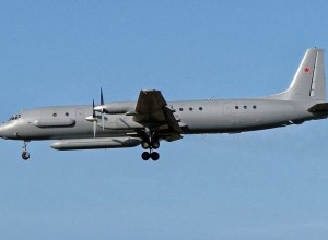 Sirija naj bi med izraelskim letalskim napadom nehote sestrelila rusko vojaško letalo