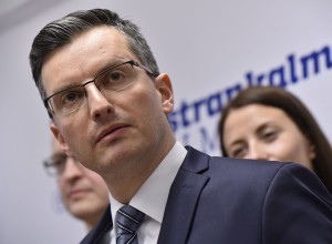 Anketa: Prva LMŠ s 24 odstotki, SDS pri 18 odstotkih