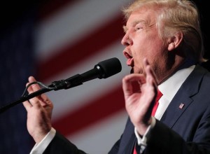 Trump napadel svojo svetovalko, ki svari, da so ZDA v novi fazi epidemije: Patetično!