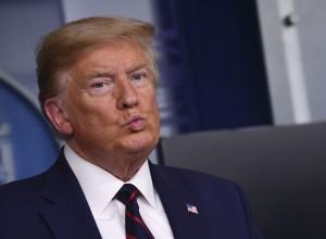 Trump: Premagal bom "radikalno levico, marksiste, anarhiste, agitatorje in razbojnike"