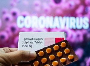 WHO bo nadaljevala testiranja razvpitega hidroksiklorokina za zdravljenje covida-19