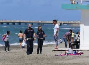 V Italiji naj bi protitelesa proti koronavirusu razvilo 1,5 milijona ljudi