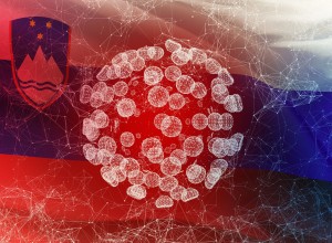 V petek ob 829 testih potrjenih 14 okužb z novim koronavirusom, umrla ena oseba