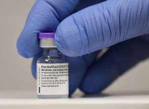Pričakujejo se nove doze Pfizerjevega cepiva