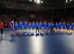 Le zmaga šteje: slovenski rokometašu v boj za četrtfinale