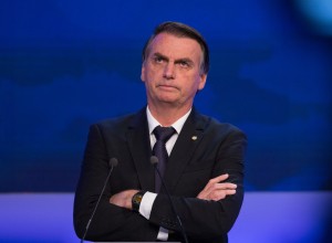 Trmasti brazilski predsednik Bolsonaro še kar zavrača cepljenje, trdi, da je "cepljen" kot prebolevnik