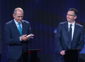 Šarec je Janševo vlado ozmerjal kot "kup nesposobnežev, ki onesposobljajo sposobne", in zagrozil: Ampak, volitve pridejo na dnevni red, počasi, a zagotovo!