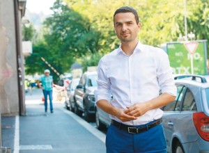 »Kje gori, kje gori? Blefiral nekaj je v tri dni!« Čestitamo in pozdravljamo, dragi Matej Tonin (VIDEO)