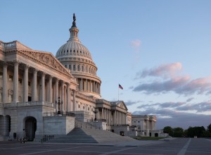 Amerika pred zaprtjem? Ameriške javne službe tik pred prekinitvijo proračunskega financiranja