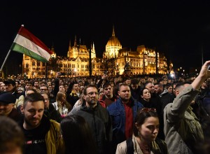 Bivša Orbanova ministrica si ne upa zapustiti Fidesza: Gre za mafijo