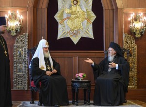 Silovit spopad patriarhov za prevlado v pravoslavju