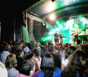 KUMFest 2019: dvodnevna fešta s Tanjo Žagar, Poskočnimi muzikanti, Draženom Zečićem in drugimi!