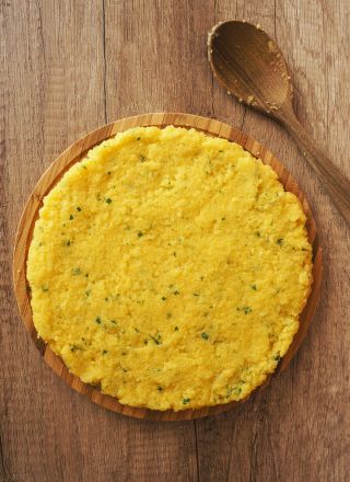Dobra kuha: Pečena polenta s češnjevim paradižnikom