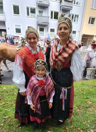 Slovensko društvo LIPA MÜNCHEN in GODBA MENGEŠ na Oktoberfestu