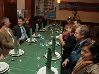 heres_je_povabil_na_poslovno_kosilo_v_hotel_ajdovec_partnerje_in_nekater_sevniske_politike_.jpg