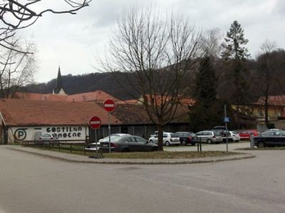 knjiznica_01.jpg