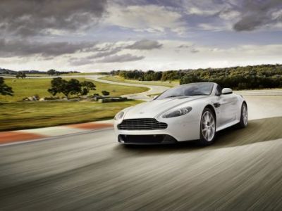 V8 Vantage osvežen