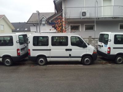 Javna dražba za prodajo vozil Renault Master 2,5 dCi