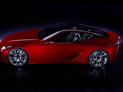 Lexus napovedal predstavitev LF-LC