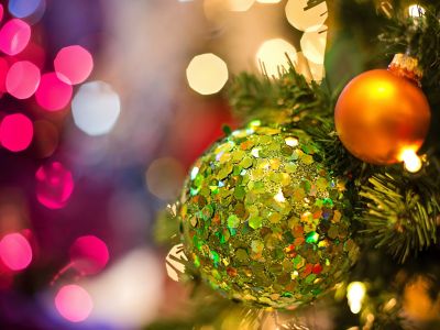 christmas-bulb-1823941_1920.jpg