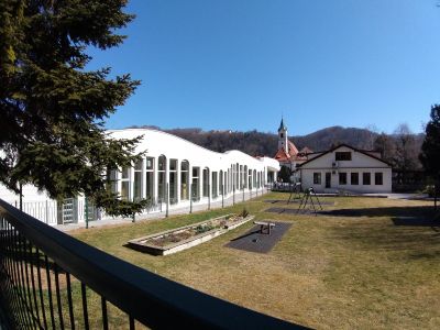 _knjiznica__0_.jpg